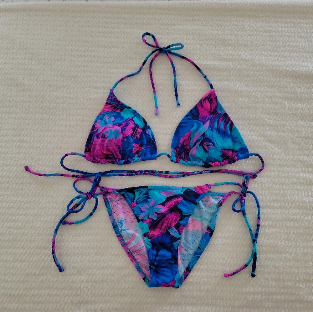 VENUS Blue & Pink Tropical Print Triangle Bikini